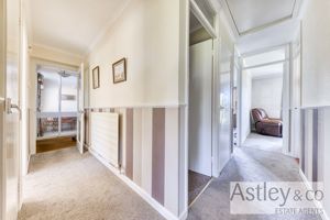 hallway- click for photo gallery